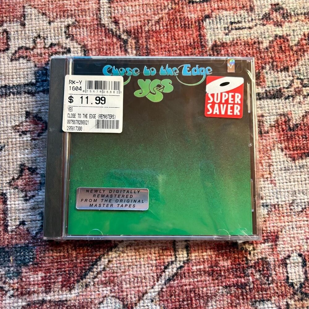 Unbranded multi Cds-and-vinyl